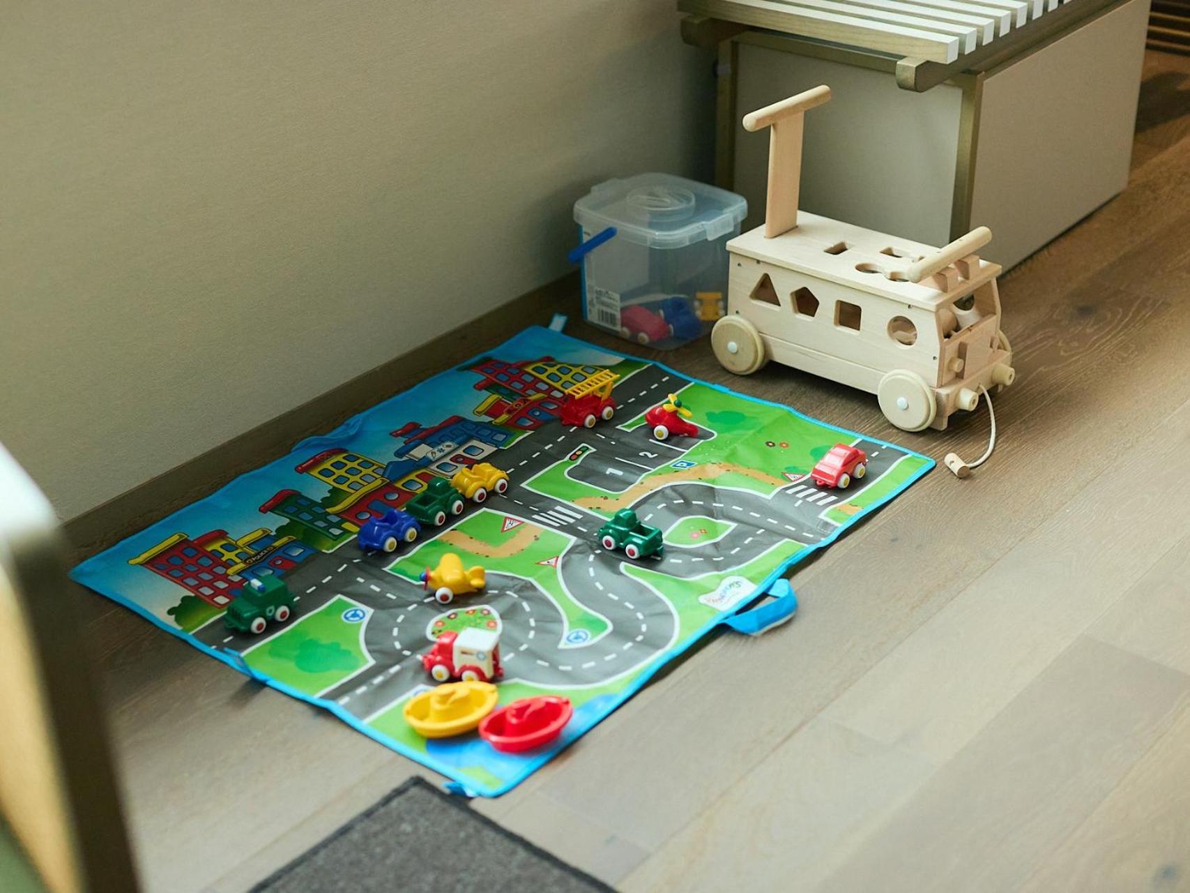 Good Nature Hotel Kyoto Phòng bức ảnh A toy train set