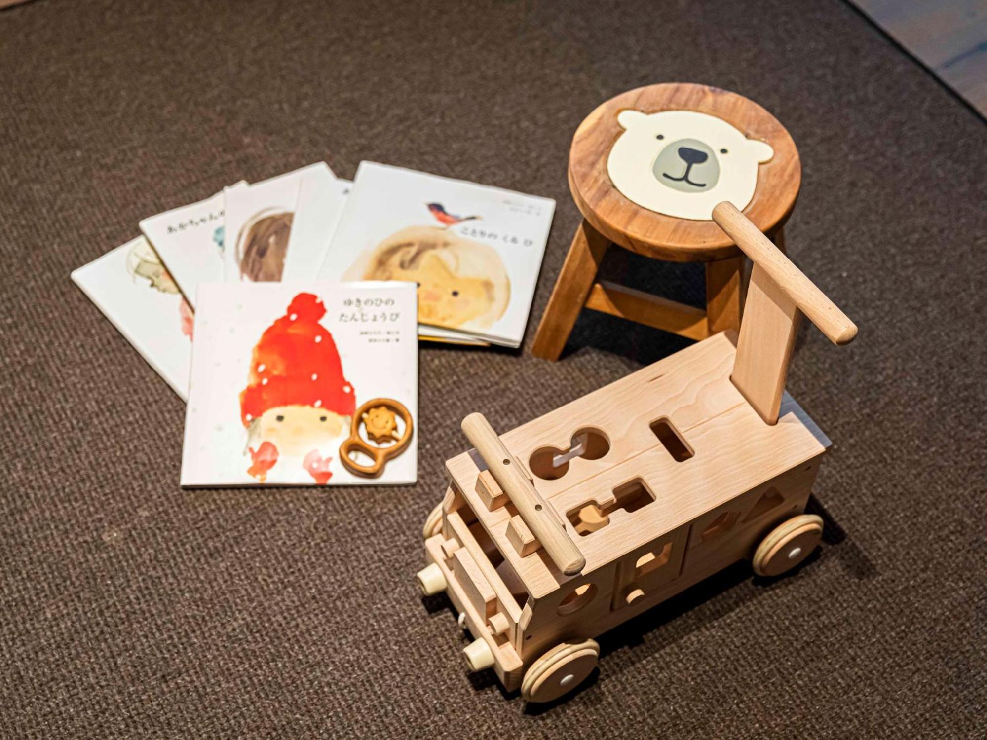Good Nature Hotel Kyoto Phòng bức ảnh Wooden toys